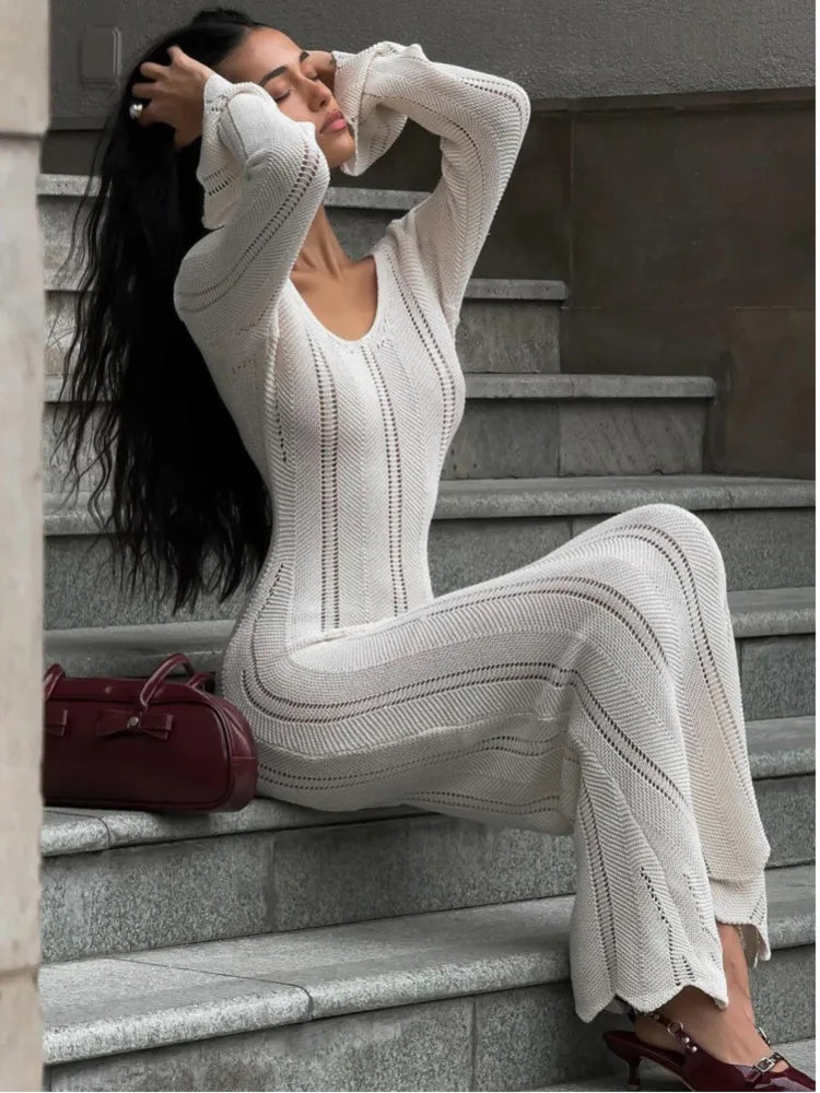 Knit Long Sleeved V-neck Maxi Dress