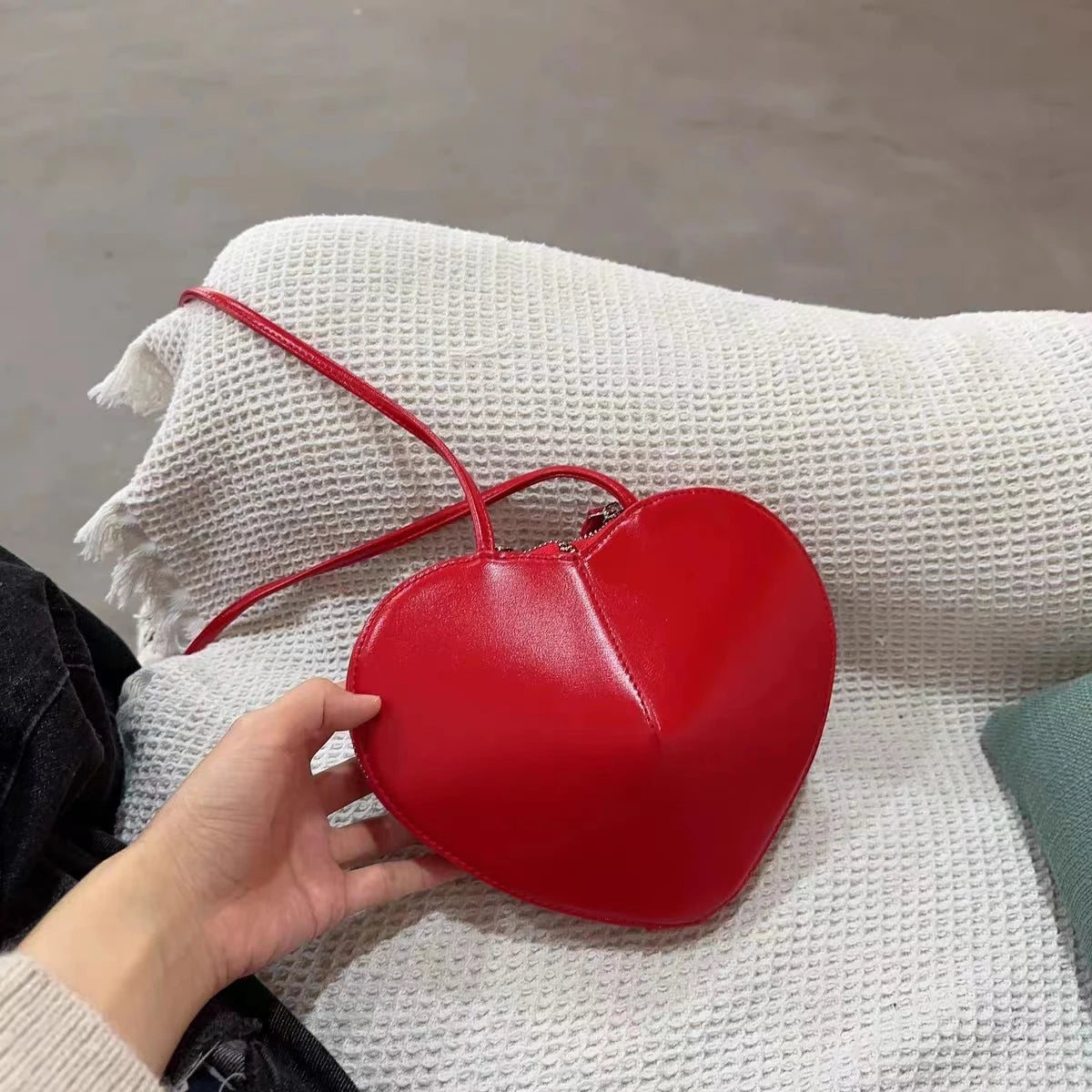 Heart Shape Crossbody Bag