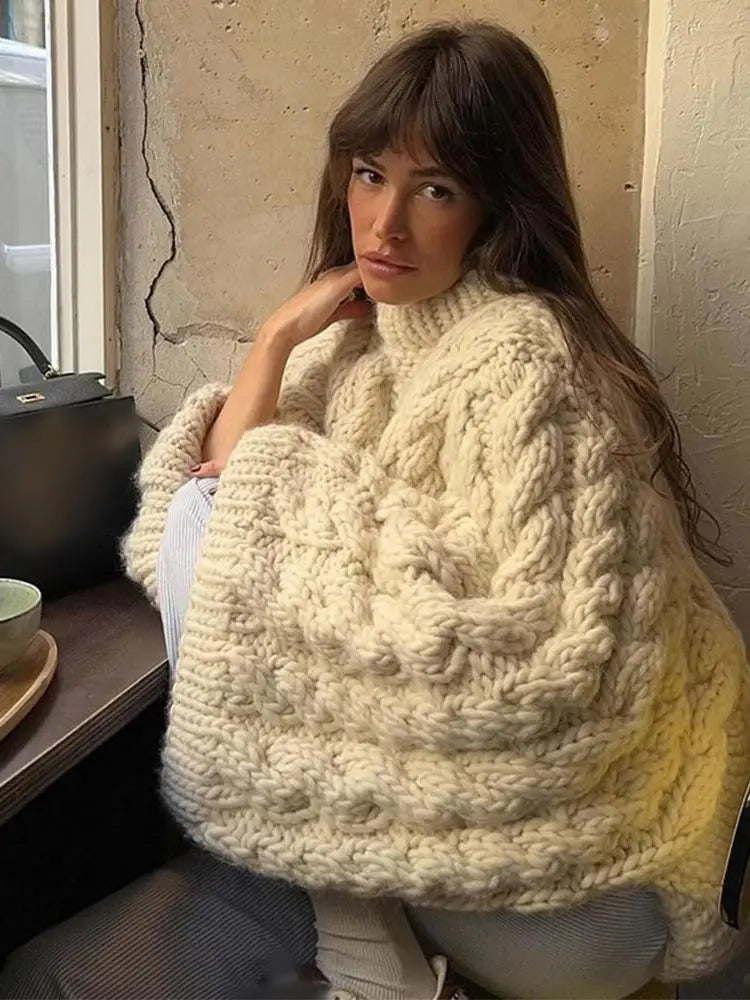 Oversize Cable Knit Pullover